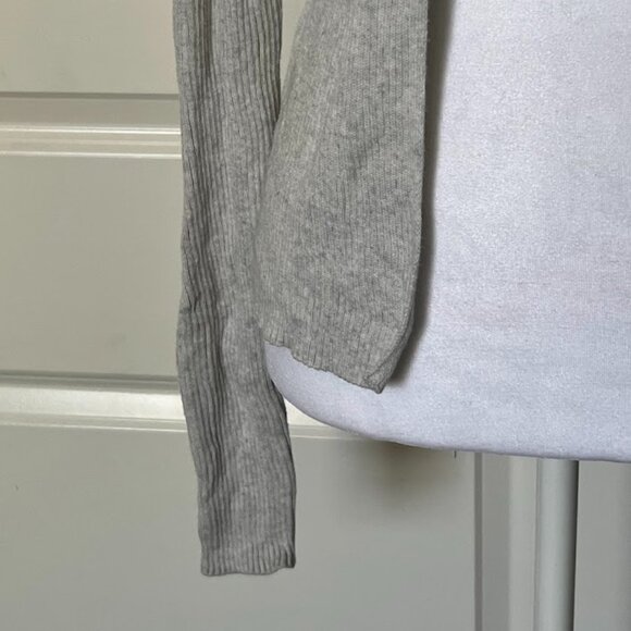 Sweet & Sinful Gray Front Tie Open Front Long Sleeve Cardigan Sweater Medium - Picture 7 of 15